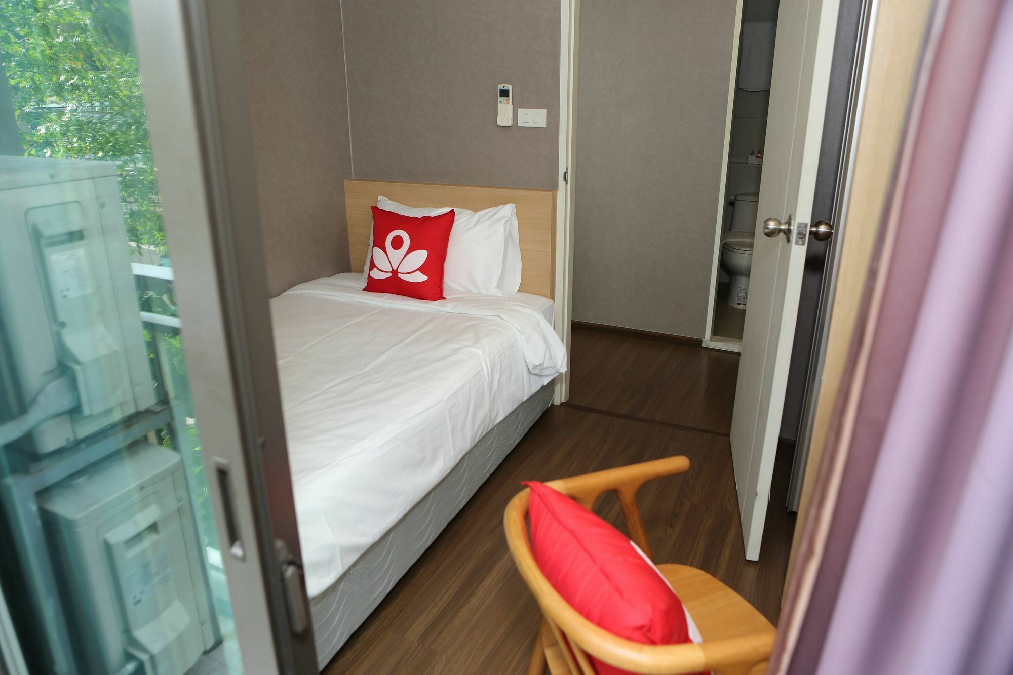 Khách sạn Zen Sukhumvit Soi 22